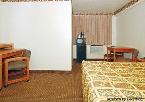 Econo Lodge City Center Portland Habitación foto